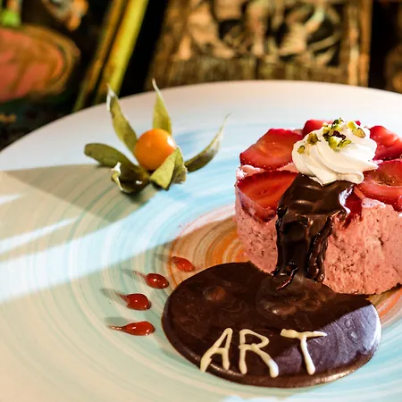 Hotel A For Art 4*