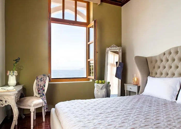 A For Art Hotel Limenas (Thasos)